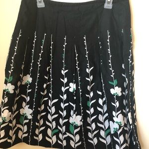 Adorable Apt 9 black a-line skirt